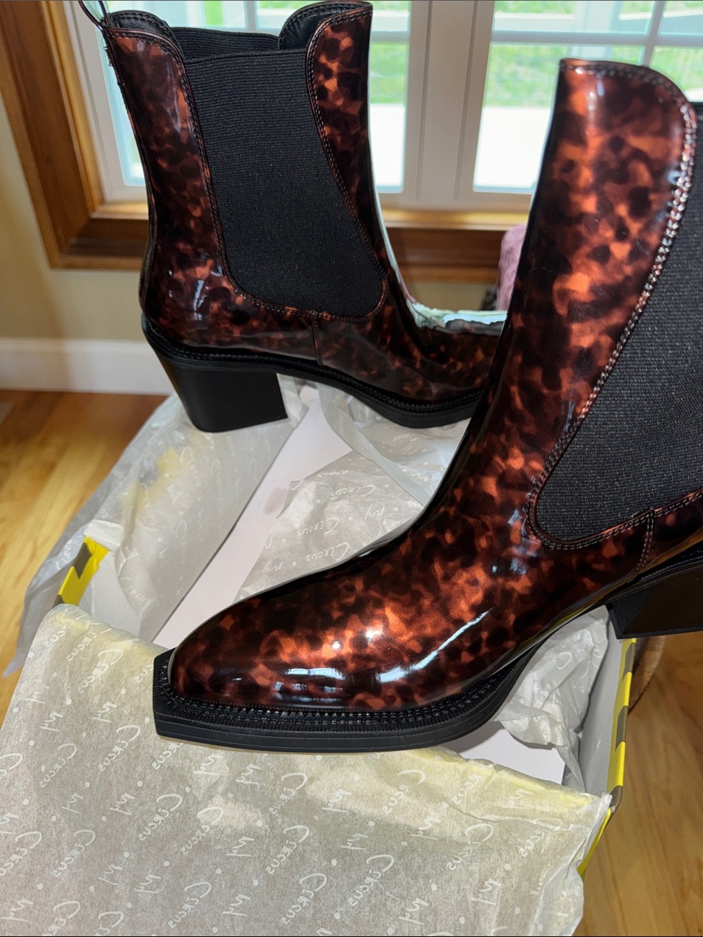 New in Box $120 CIRCUS by Sam Edelman, Mindy Boots in Tortoise Sz 11
